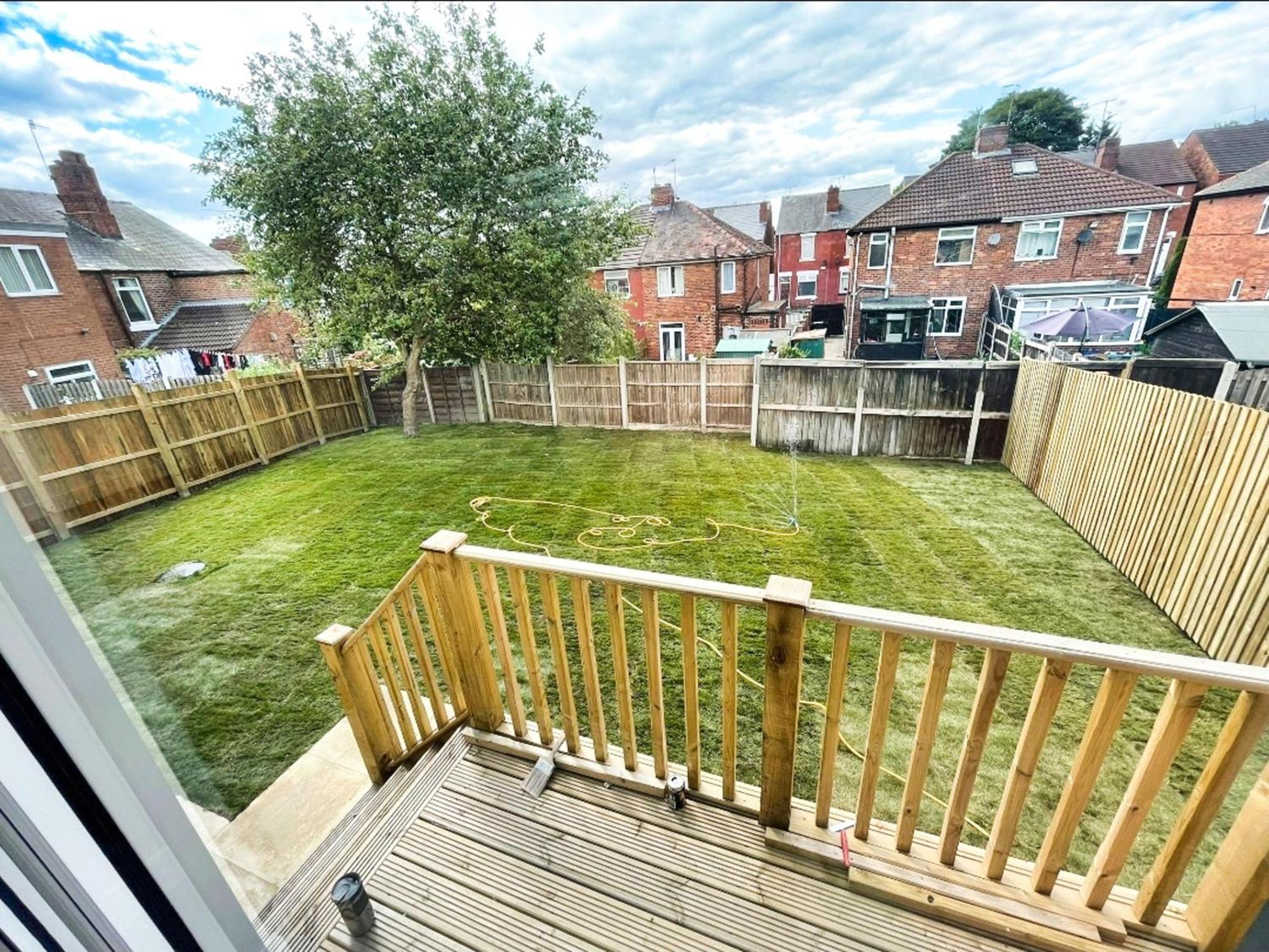 Rotherham - Rawmarsh - Great Customer Feedback - 2 Bed Bungalow - New Build - High End Furnishings - Wheel Chair Accessible - Large Enclosed Garden - Dog Friendly Kültér fotó